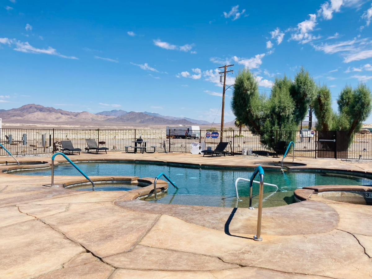 Death Valley Hot Springs Tecopa Екстериор снимка