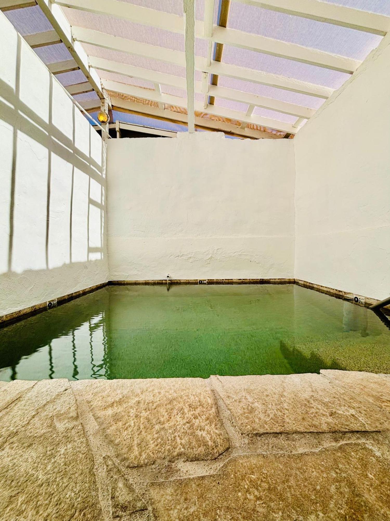 Death Valley Hot Springs Tecopa Екстериор снимка